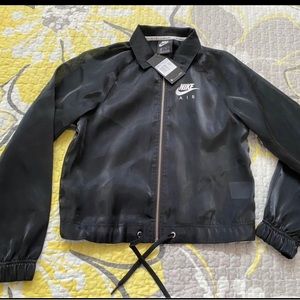 Nike Womens Coach Jacket Black Sheer Vintage Logo CU5544-010 Size XS NEW